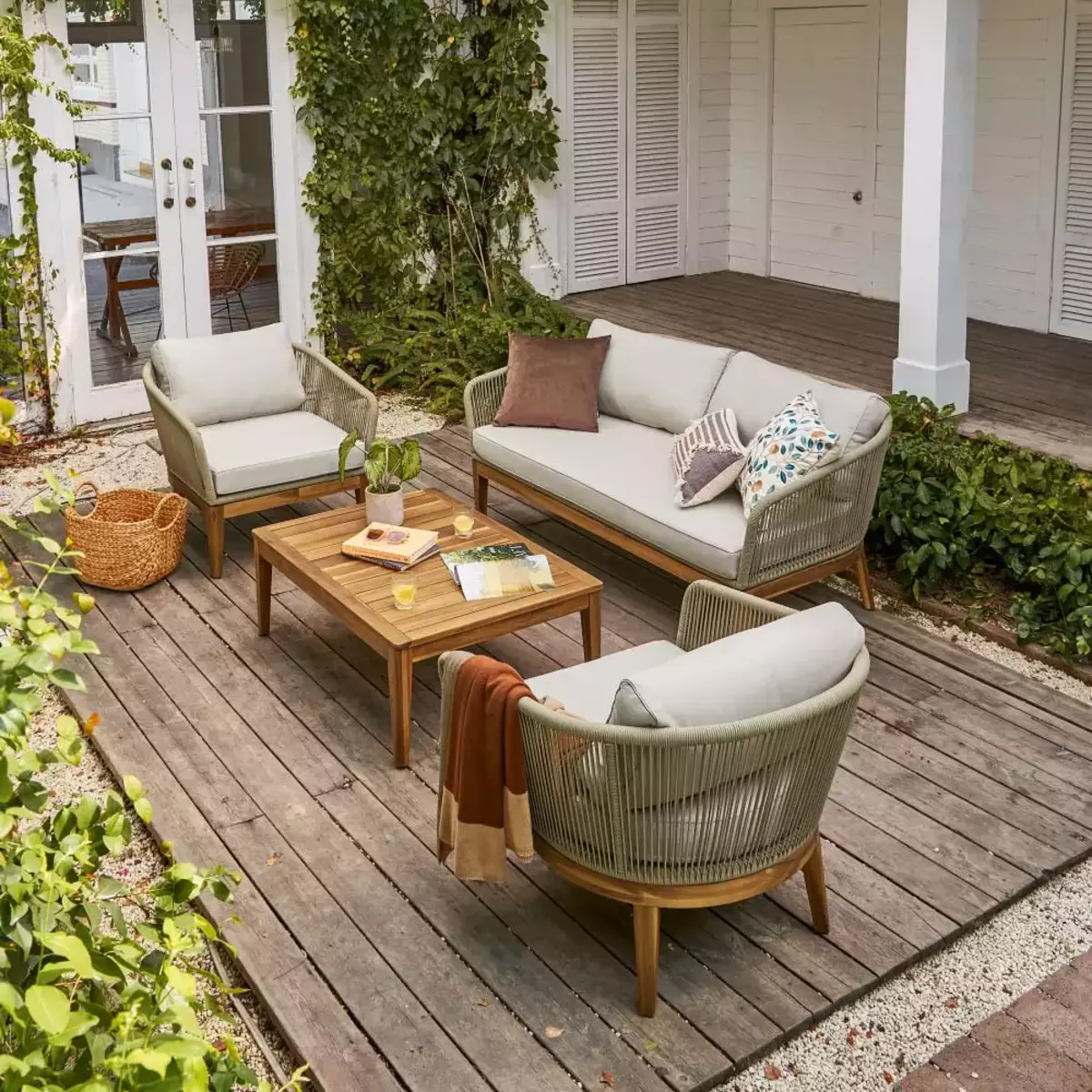 FSC Teak Outdoor Furniture Manufacturer